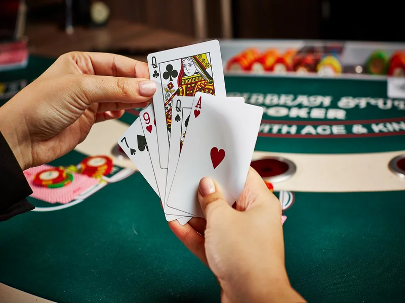 Tổng quan về tựa game cá cược Caribbean Stud Poker